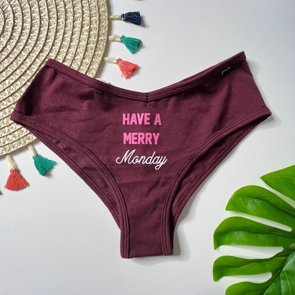 Victoria's Secret PINK Cotton Cheekster Panty Have A Merry Monday Small NEW - Picture 1 of 3